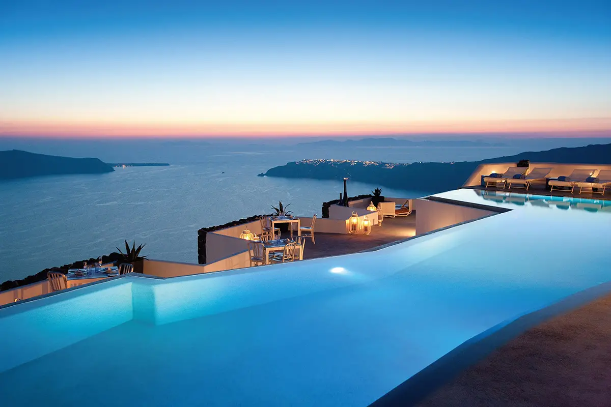 Santorini hotels, summer offers